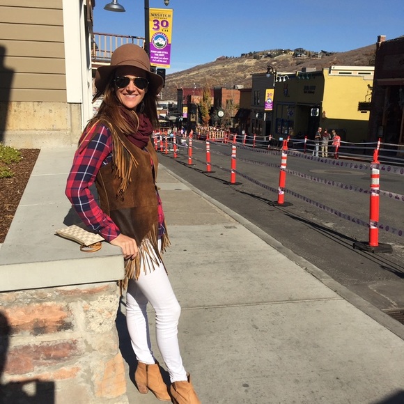 Burns 1876 leather fringe vest - Picture 7 of 7